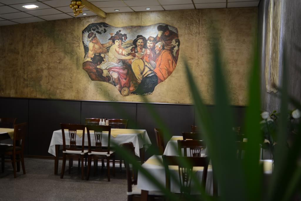 Hotel Afrodita พลอฟดิฟ ภายนอก รูปภาพ