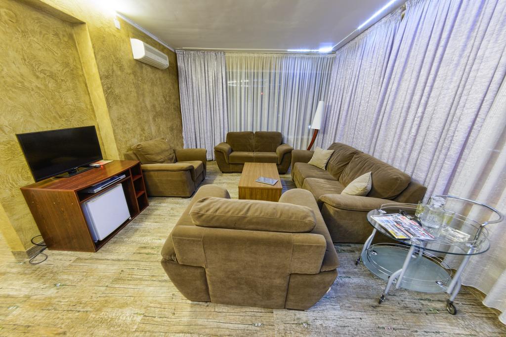 Hotel Afrodita พลอฟดิฟ ภายนอก รูปภาพ